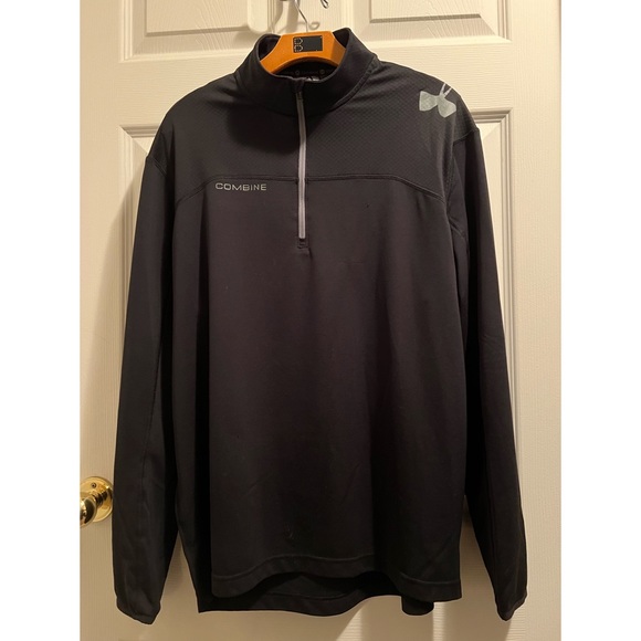 Under Armour Other - Under Armour Combine Quarter Zip / Long Sleeve (Heatgear)